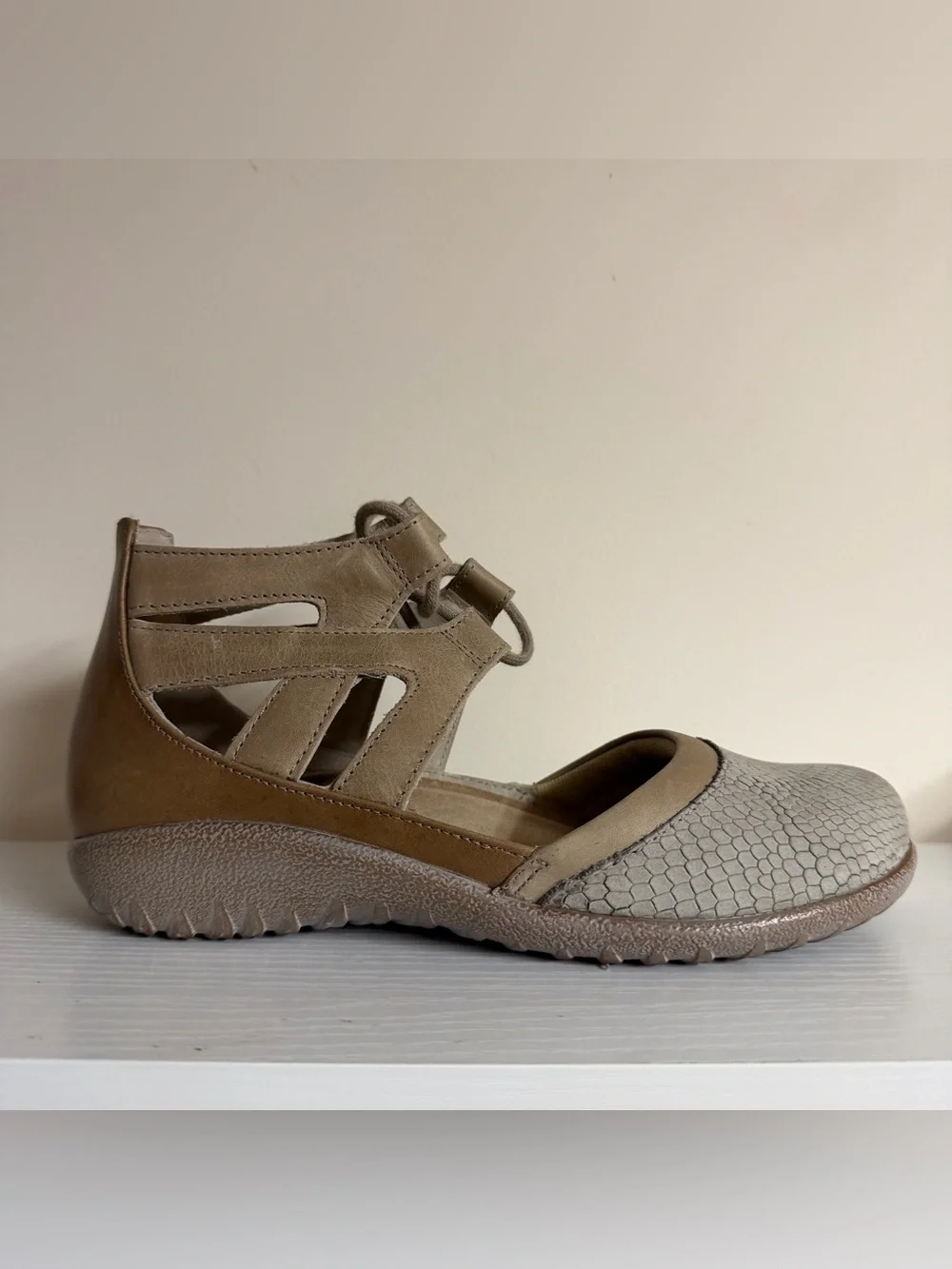 NAOT Footwear's Women's Lace-up Kata Shoe in Beige Lizard Size 6